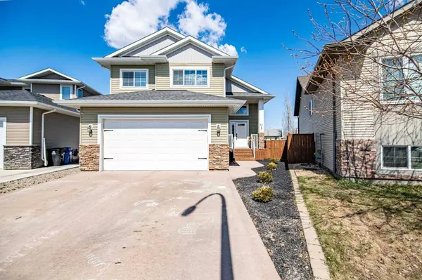 53 Portway Close, Blackfalds, AB T4M0G7