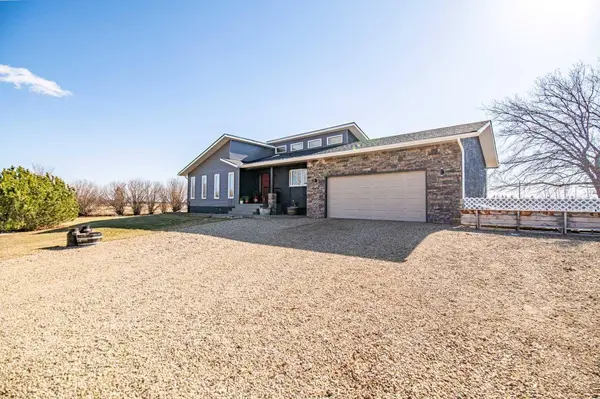 37408 Sand RD, Rural Red Deer County, AB T4S1E2