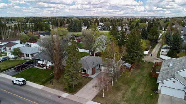 3 Allsop AVE, Red Deer, AB T4R1A1