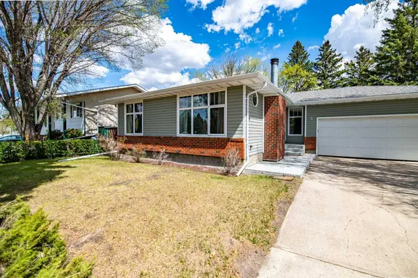3 Allsop AVE, Red Deer, AB T4R1A1