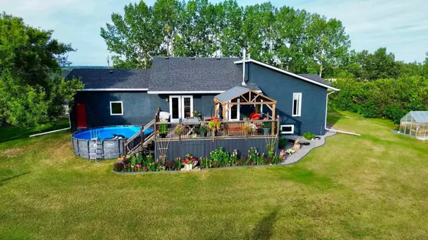 37408 Sand RD, Rural Red Deer County, AB T4S1E2