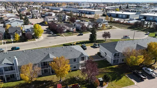 20 Jacobs Close #48, Red Deer, AB T4P4E1