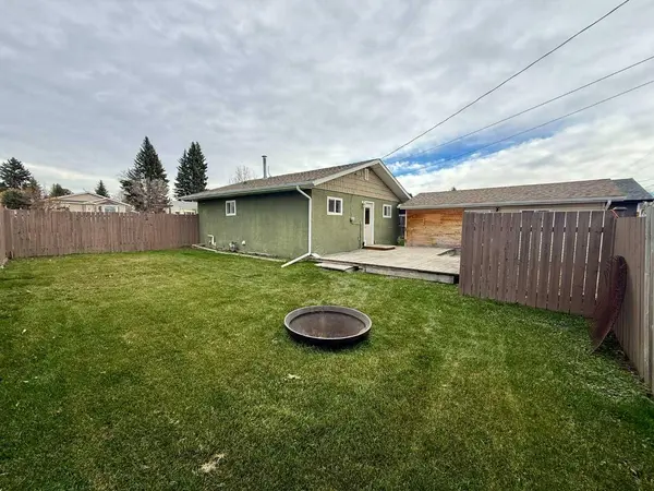 4839 52 AVE, Eckville, AB T0M0X0