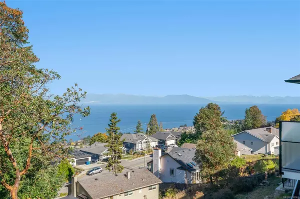 124 Hawk Point Rd, Nanaimo, BC V9T 5W2