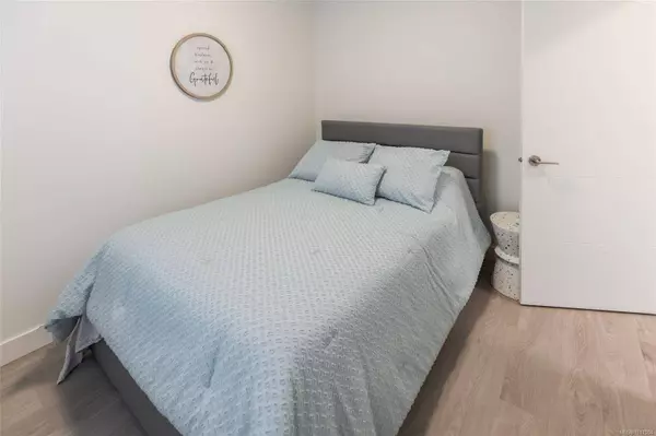 545 Jubilee St #1, Duncan, BC V9L 1X3