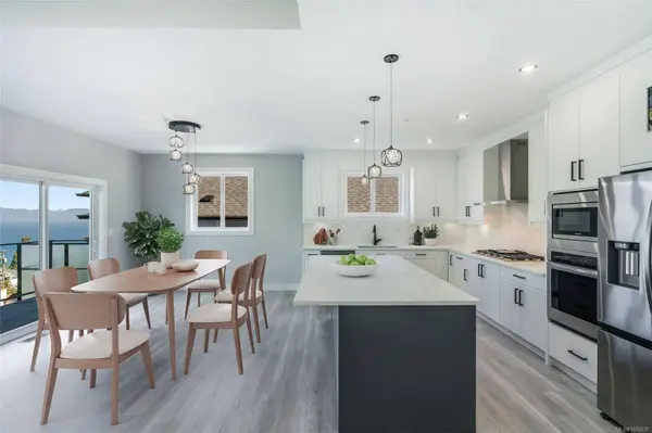 124 Hawk Point Rd, Nanaimo, BC V9T 5W2