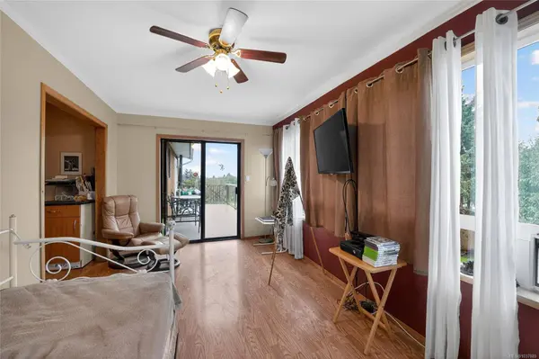 10875 Grandview Rd, Saltair, BC V0R 2E0