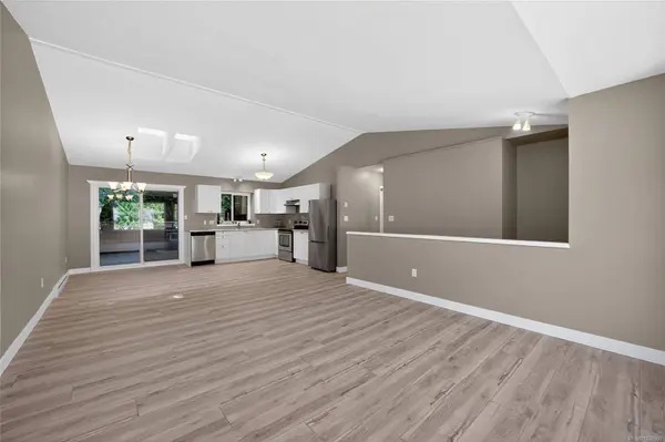5691 Brookwood Dr, Nanaimo, BC V9T 5P3