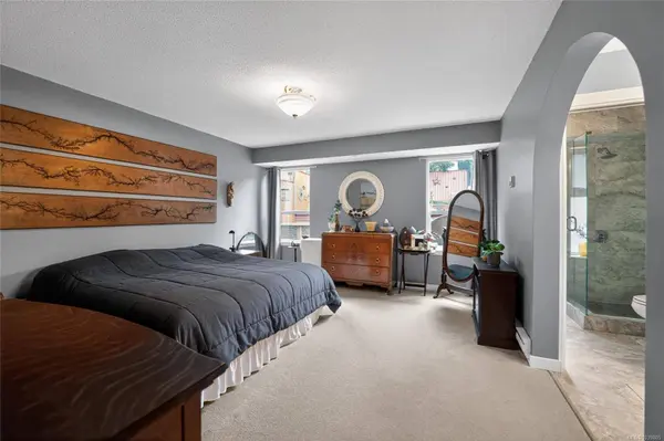 6117 Icarus Dr, Nanaimo, BC V9V 1B6