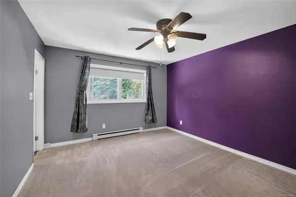 3538 Fairview Dr, Nanaimo, BC V9T 4R6