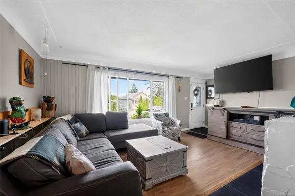 439 Stirling Ave, Nanaimo, BC V9R 4C3