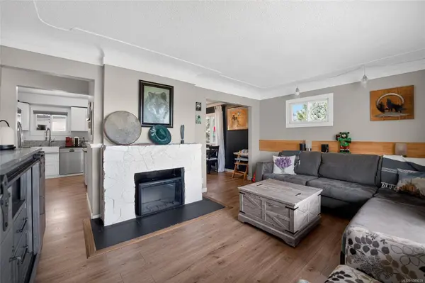 439 Stirling Ave, Nanaimo, BC V9R 4C3