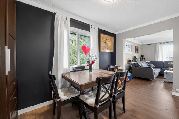 439 Stirling Ave, Nanaimo, BC V9R 4C3