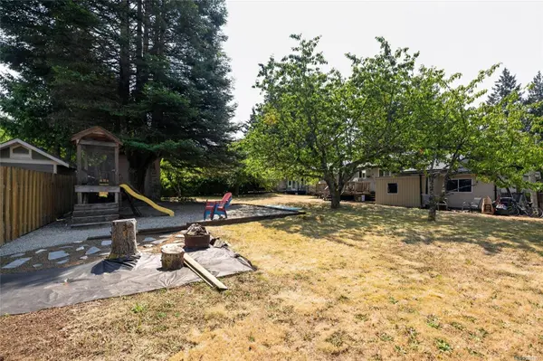 5236 Burnham Cres, Nanaimo, BC V9T 2H9