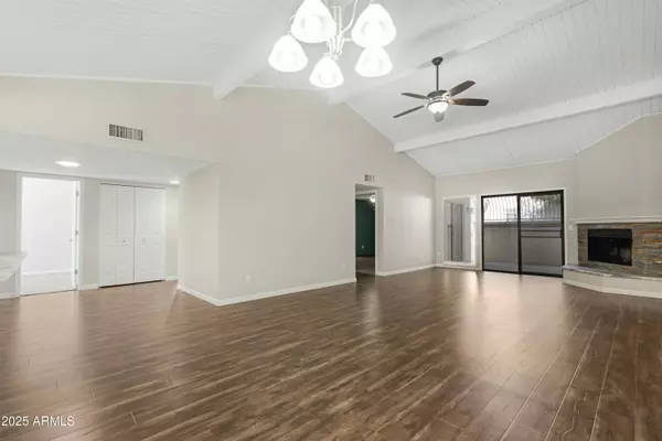 2844 W CHRISTY Drive, Phoenix, AZ 85029