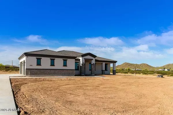 2083 W LINCOLN Court, San Tan Valley, AZ 85144