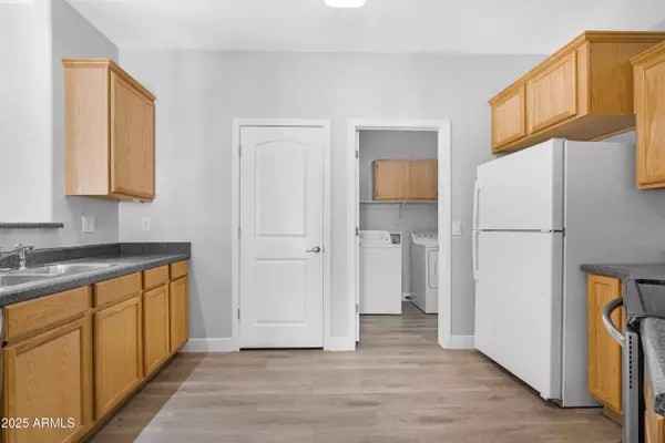 2565 S SIGNAL BUTTE Road #30, Mesa, AZ 85209