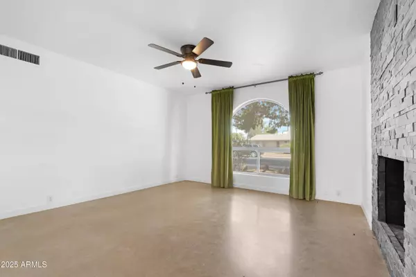 321 W PALO VERDE Street, Gilbert, AZ 85233