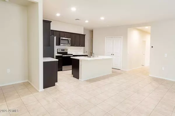 9427 E ALFALFA Drive, Florence, AZ 85132