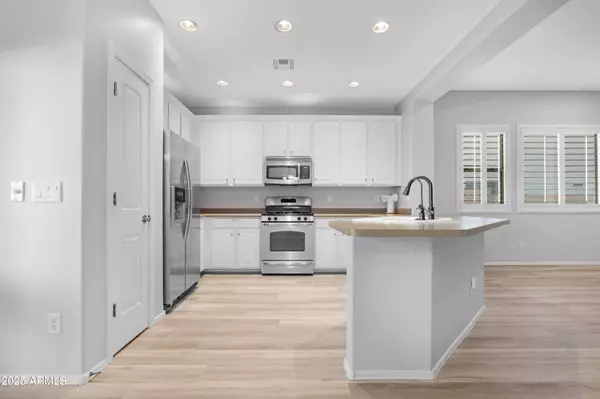 21346 N KLOCK Court, Maricopa, AZ 85138