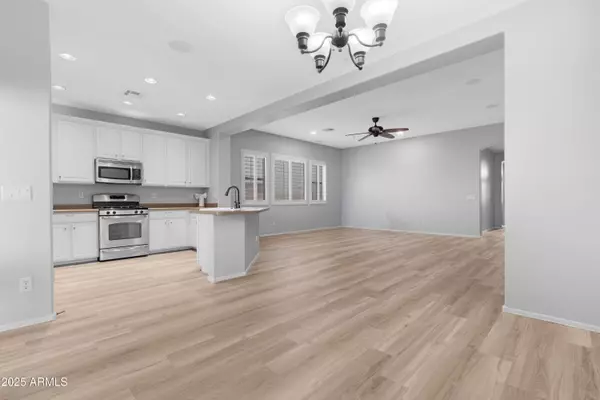 21346 N KLOCK Court, Maricopa, AZ 85138