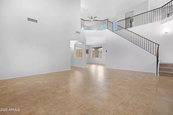 398 E CHICORY Place, San Tan Valley, AZ 85143