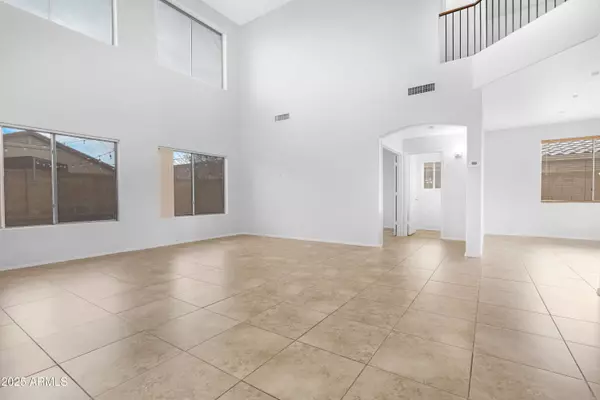 398 E CHICORY Place, San Tan Valley, AZ 85143