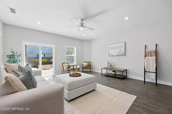 688 10TH AVE S, Jacksonville Beach, FL 32250