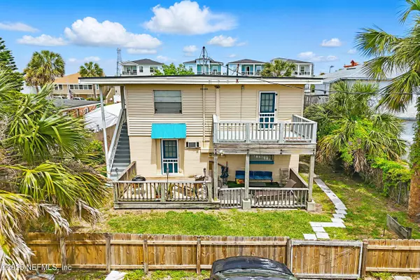 208 12TH AVE N, Jacksonville Beach, FL 32250