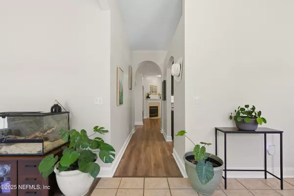 4529 MAINMAST LN, Jacksonville, FL 32277