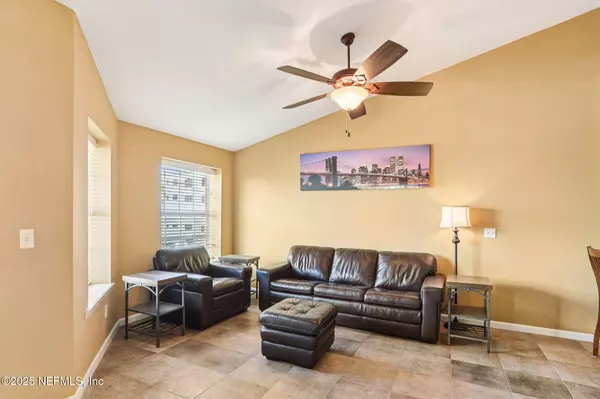 388 1ST ST S, Jacksonville Beach, FL 32250