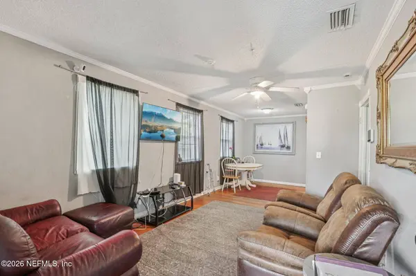 560 W 67TH ST, Jacksonville, FL 32208