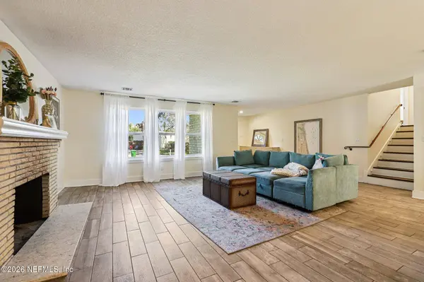 1911 TANGLEWOOD RD, Jacksonville Beach, FL 32250