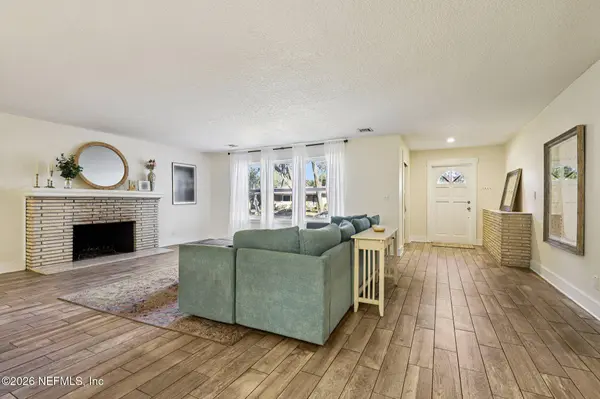 1911 TANGLEWOOD RD, Jacksonville Beach, FL 32250