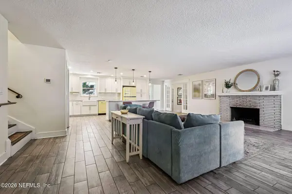 1911 TANGLEWOOD RD, Jacksonville Beach, FL 32250