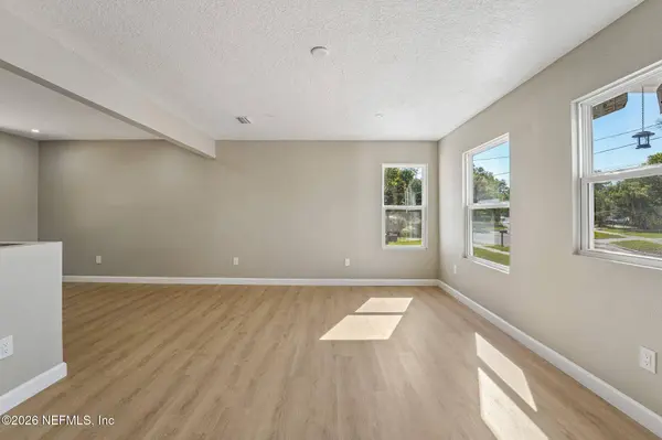 547 W 49TH ST, Jacksonville, FL 32208