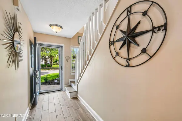 329 SUNRISE CIR, Neptune Beach, FL 32266