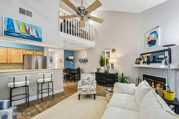 329 SUNRISE CIR