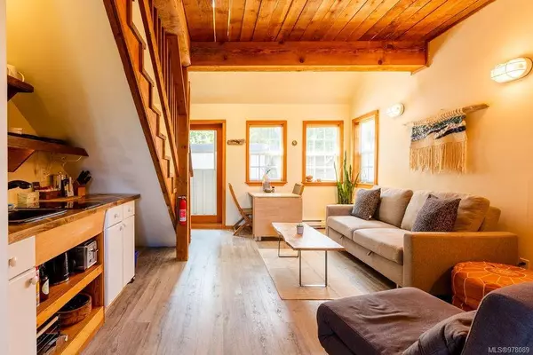 1002 Peninsula Rd #14, Ucluelet, BC V0R 3A0