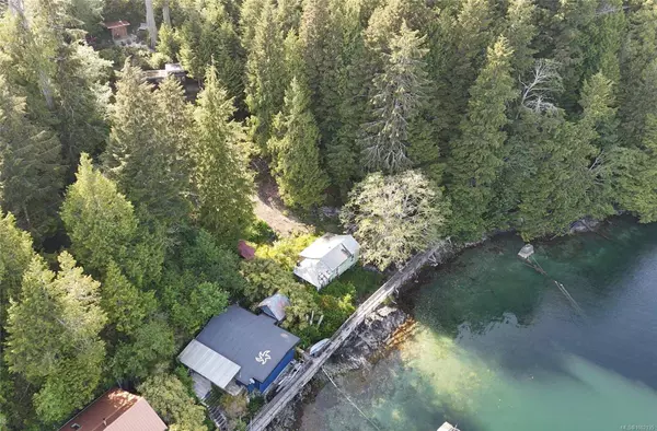 167 Regent St #6, Bamfield, BC V0R 1B0