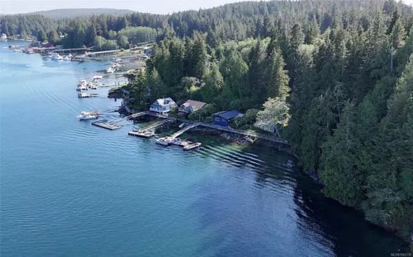 167 Regent St #6, Bamfield, BC V0R 1B0