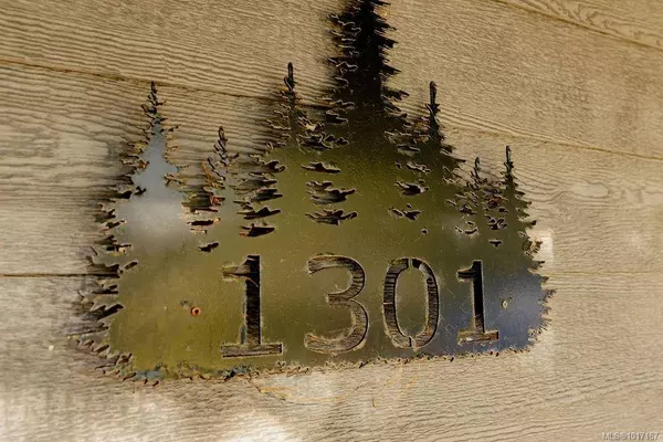 1301 Pine Rd, Ucluelet, BC V0R 3A0