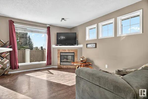 #32 380 SILVER BERRY RD NW, Edmonton, AB T6T 0G4