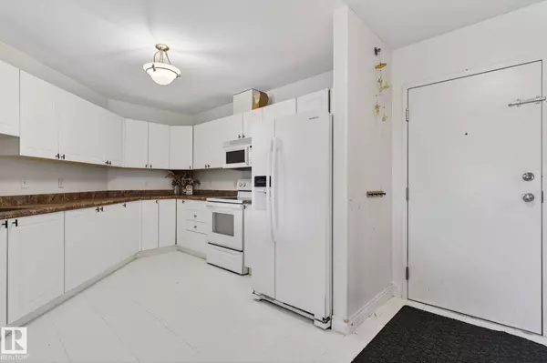 #404 11207 116 ST NW, Edmonton, AB T5G 3K5