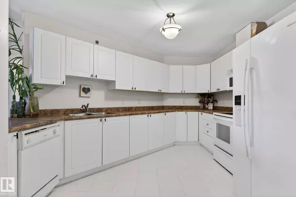 #404 11207 116 ST NW, Edmonton, AB T5G 3K5