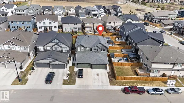 7515 ELMER BEND NW, Edmonton, AB T6M 1K2