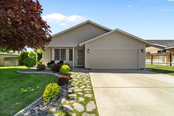 5004 Montague Ln, Pasco, WA 99301