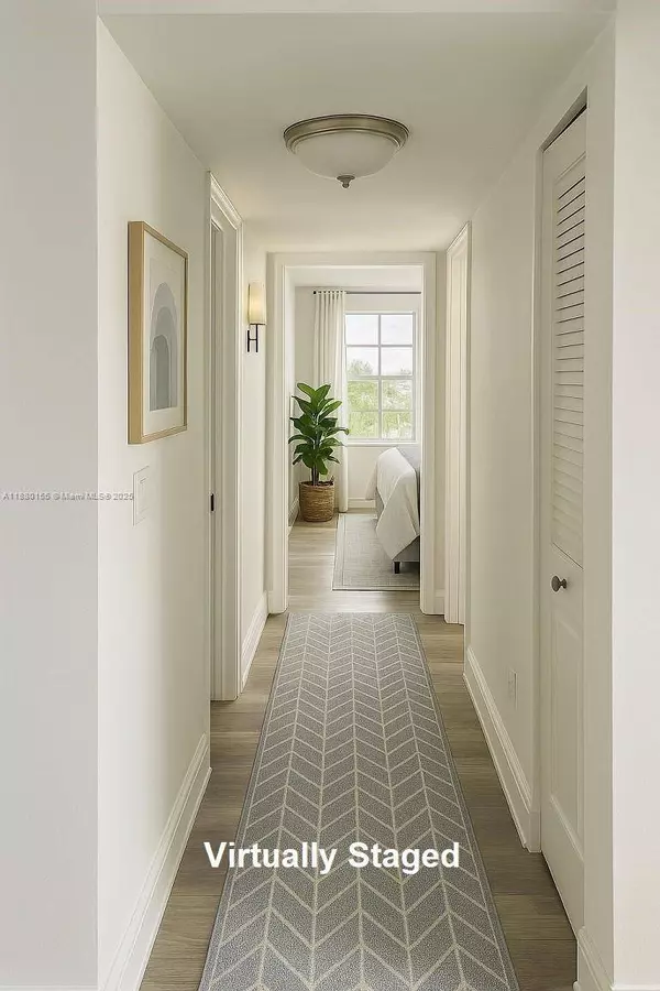 498 NW 165th St Rd #D-601, Miami, FL 33169