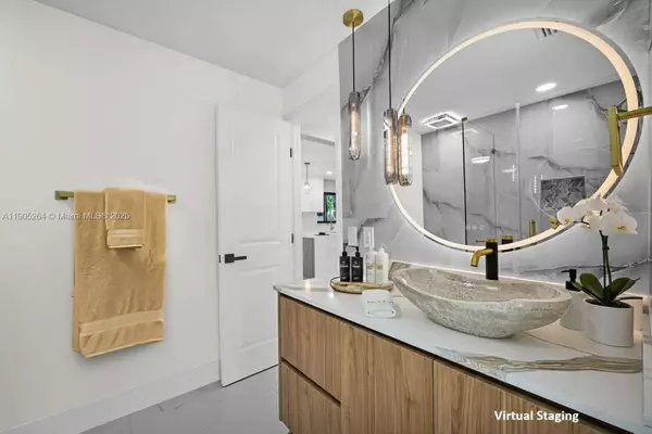 10823 SW 147th Ct, Miami, FL 33196