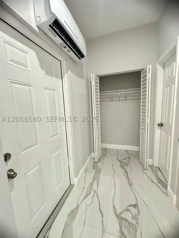 40 Sutton Rd #1, West Park, FL 33023
